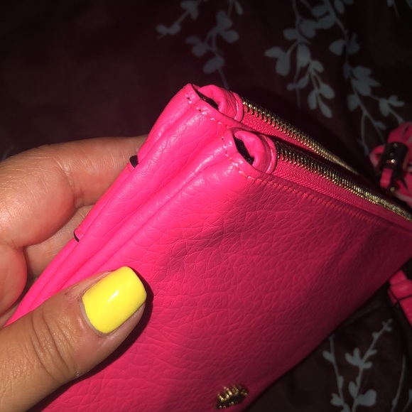 Wristlet - Picture 7 of 7